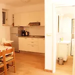 Casa Milos アパート