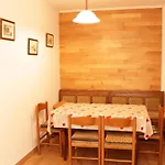 Casa Milos Mugeba