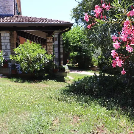 Milos Apartman