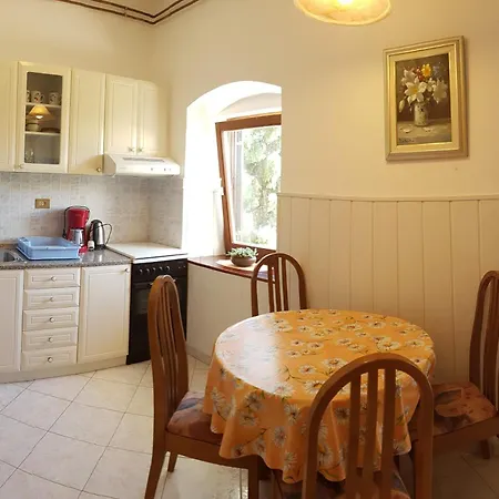 Milos Appartement *